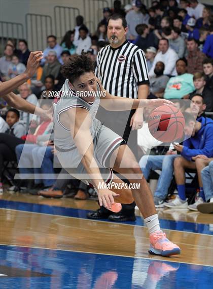 Thumbnail 1 in Sunrise Christian Academy vs. Memphis East (Dr Pepper Classic) photogallery.