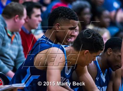Thumbnail 2 in Helias vs Father Tolton (Joe Machens Great 8 Classic) photogallery.