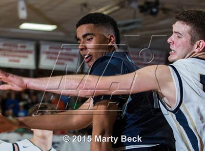 Thumbnail 2 in Helias vs Father Tolton (Joe Machens Great 8 Classic) photogallery.
