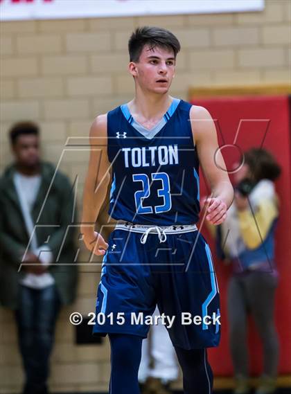Thumbnail 2 in Helias vs Father Tolton (Joe Machens Great 8 Classic) photogallery.