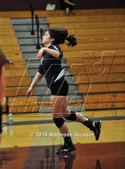 Thumbnail 1 in Lamar vs. Klein Forest (NIKE Invitational Tournament) photogallery.