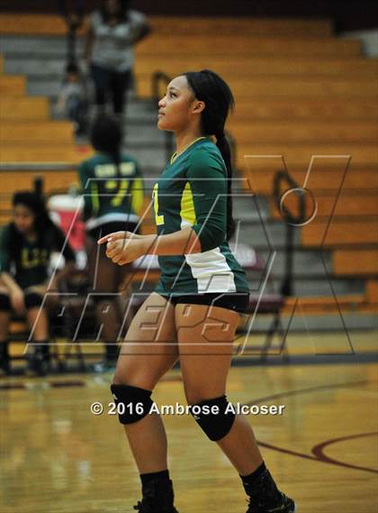 Thumbnail 1 in Lamar vs. Klein Forest (NIKE Invitational Tournament) photogallery.