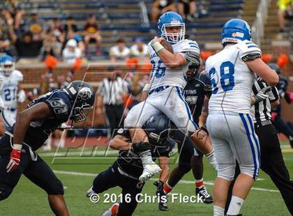 Thumbnail 2 in Catholic Central vs. Sterling Heights Stevenson (Battle at the Big House) photogallery.