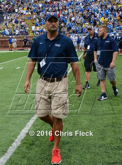 Thumbnail 3 in Catholic Central vs. Sterling Heights Stevenson (Battle at the Big House) photogallery.