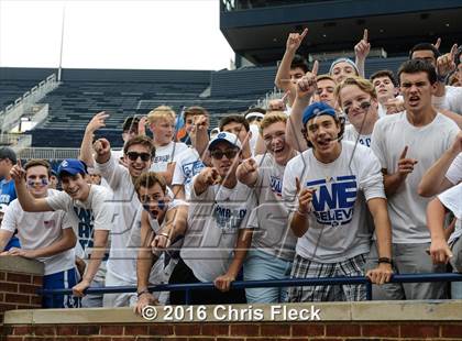 Thumbnail 3 in Catholic Central vs. Sterling Heights Stevenson (Battle at the Big House) photogallery.