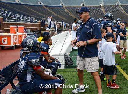 Thumbnail 3 in Catholic Central vs. Sterling Heights Stevenson (Battle at the Big House) photogallery.