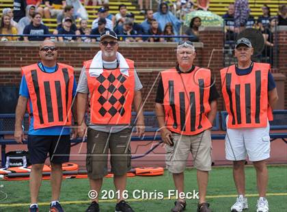 Thumbnail 3 in Catholic Central vs. Sterling Heights Stevenson (Battle at the Big House) photogallery.