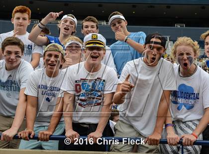 Thumbnail 2 in Catholic Central vs. Sterling Heights Stevenson (Battle at the Big House) photogallery.