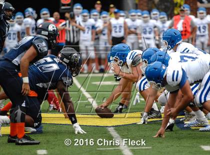 Thumbnail 3 in Catholic Central vs. Sterling Heights Stevenson (Battle at the Big House) photogallery.