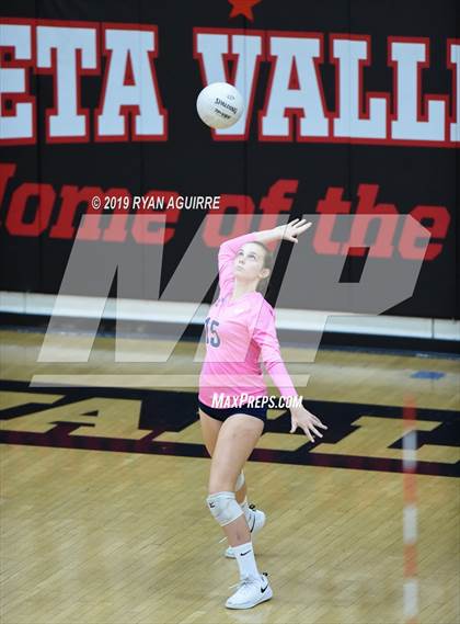 Thumbnail 1 in Chaparral @ Murrieta Valley photogallery.