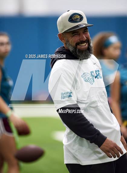 Thumbnail 3 in Jacksonville Jaguars College Showcase photogallery.