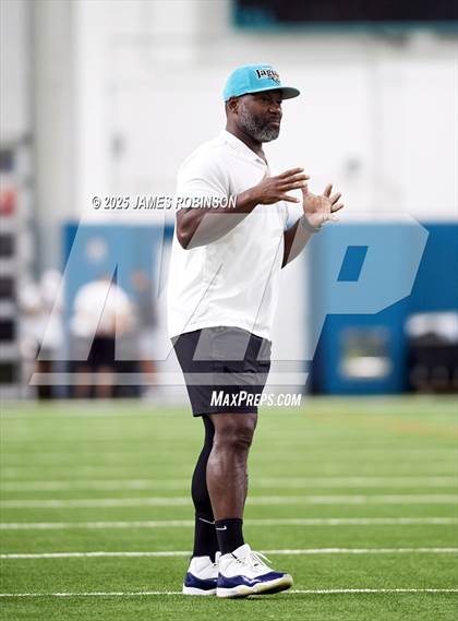 Thumbnail 1 in Jacksonville Jaguars College Showcase photogallery.