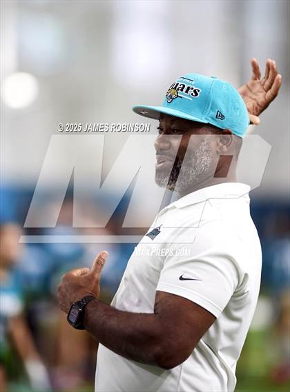 Thumbnail 1 in Jacksonville Jaguars College Showcase photogallery.
