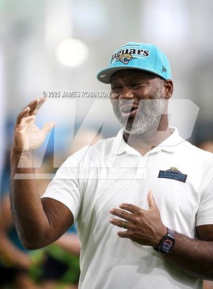 Thumbnail 1 in Jacksonville Jaguars College Showcase photogallery.