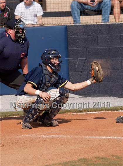 Thumbnail 3 in South-Doyle vs Seymour (Smoky Mountain Invitational) photogallery.
