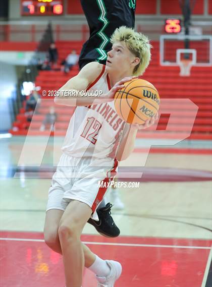 Thumbnail 1 in FR: Hillcrest @ Mountain Ridge (Sophomore) photogallery.