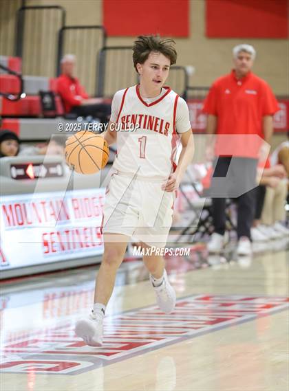 Thumbnail 1 in FR: Hillcrest @ Mountain Ridge (Sophomore) photogallery.