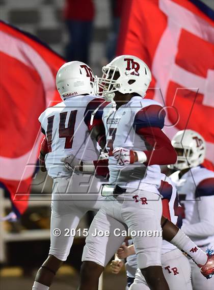 Thumbnail 3 in Lee [Robert E.] vs Roosevelt [Theodore] (Comalander Stadium) photogallery.
