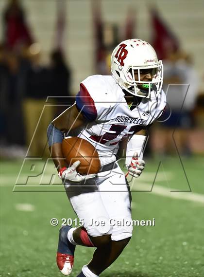 Thumbnail 3 in Lee [Robert E.] vs Roosevelt [Theodore] (Comalander Stadium) photogallery.