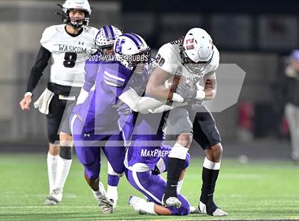 Thumbnail 2 in Waskom vs. Newton (UIL 3A Region Semifinal Playoff) photogallery.