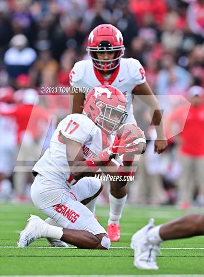 Thumbnail 2 in North Shore vs Atascocita (UIL 6A D1 Region 3 Final) photogallery.