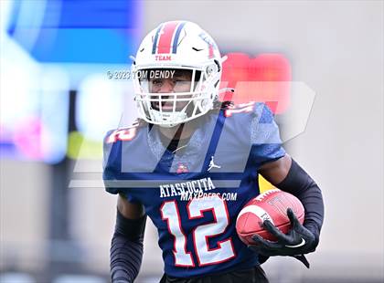 Thumbnail 3 in North Shore vs Atascocita (UIL 6A D1 Region 3 Final) photogallery.