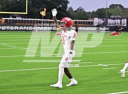 Thumbnail 2 in North Shore vs Atascocita (UIL 6A D1 Region 3 Final) photogallery.