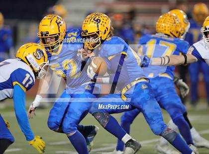 Thumbnail 2 in Simla @ Dove Creek (CHSAA Class A 8 Man Final) photogallery.