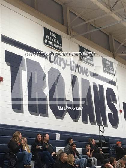 Thumbnail 3 in Cary-Grove TOC Ceremony photogallery.