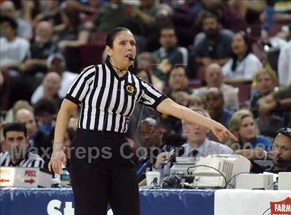 Thumbnail 3 in Brea Olinda vs. Carondelet (CIF State D2 Final) photogallery.