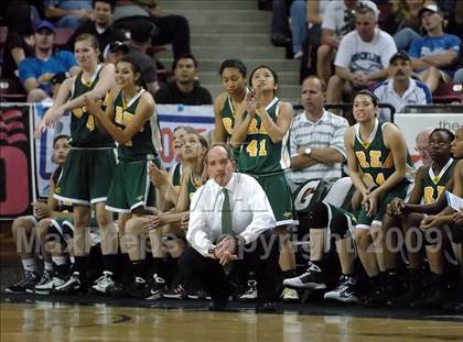Thumbnail 3 in Brea Olinda vs. Carondelet (CIF State D2 Final) photogallery.