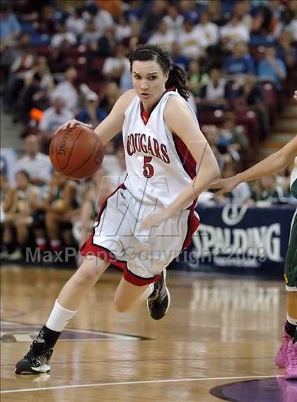 Thumbnail 3 in Brea Olinda vs. Carondelet (CIF State D2 Final) photogallery.