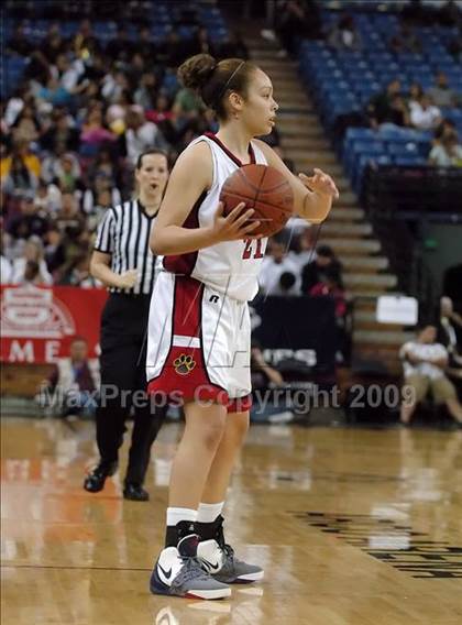 Thumbnail 1 in Brea Olinda vs. Carondelet (CIF State D2 Final) photogallery.