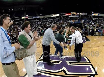 Thumbnail 1 in Brea Olinda vs. Carondelet (CIF State D2 Final) photogallery.