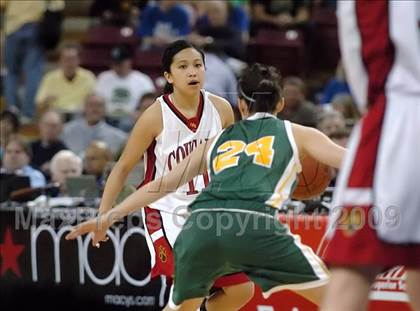 Thumbnail 2 in Brea Olinda vs. Carondelet (CIF State D2 Final) photogallery.