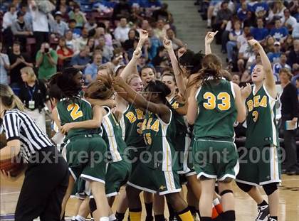 Thumbnail 1 in Brea Olinda vs. Carondelet (CIF State D2 Final) photogallery.