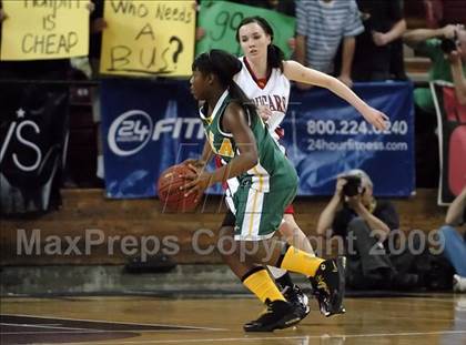 Thumbnail 3 in Brea Olinda vs. Carondelet (CIF State D2 Final) photogallery.