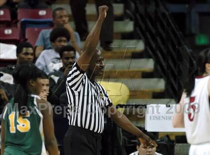 Thumbnail 3 in Brea Olinda vs. Carondelet (CIF State D2 Final) photogallery.