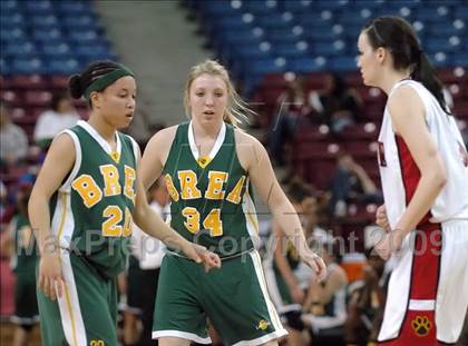 Thumbnail 3 in Brea Olinda vs. Carondelet (CIF State D2 Final) photogallery.