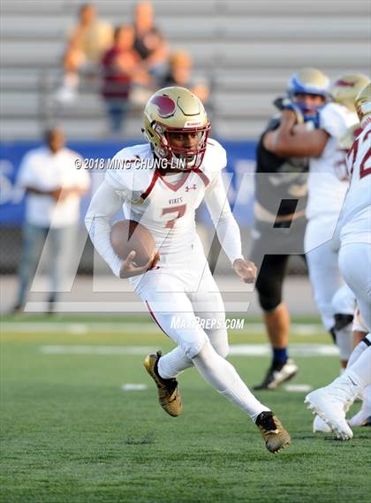 Thumbnail 3 in Santa Margarita vs. Downey photogallery.