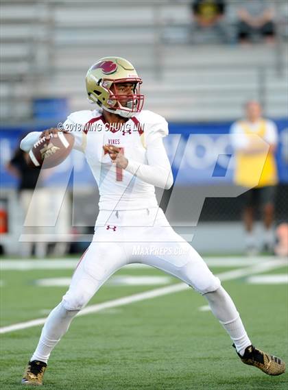 Thumbnail 1 in Santa Margarita vs. Downey photogallery.
