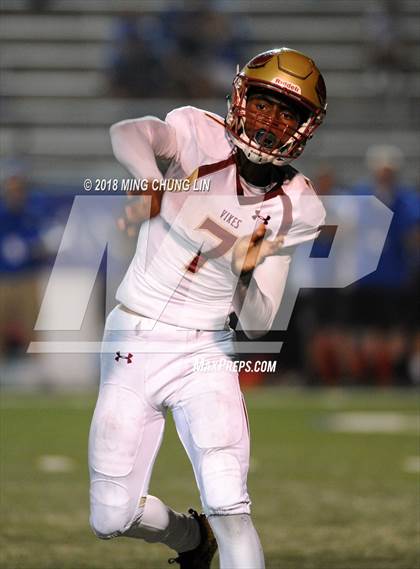 Thumbnail 1 in Santa Margarita vs. Downey photogallery.