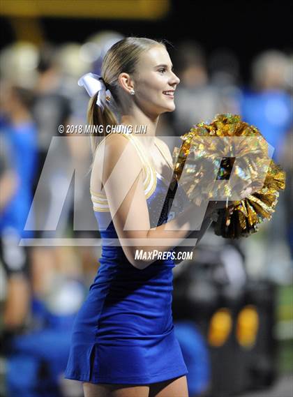 Thumbnail 2 in Santa Margarita vs. Downey photogallery.