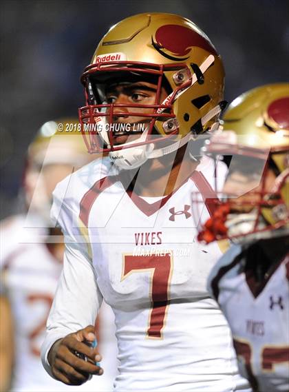 Thumbnail 2 in Santa Margarita vs. Downey photogallery.
