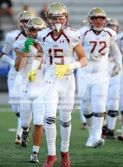 Thumbnail 2 in Santa Margarita vs. Downey photogallery.