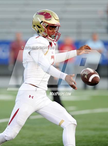 Thumbnail 2 in Santa Margarita vs. Downey photogallery.