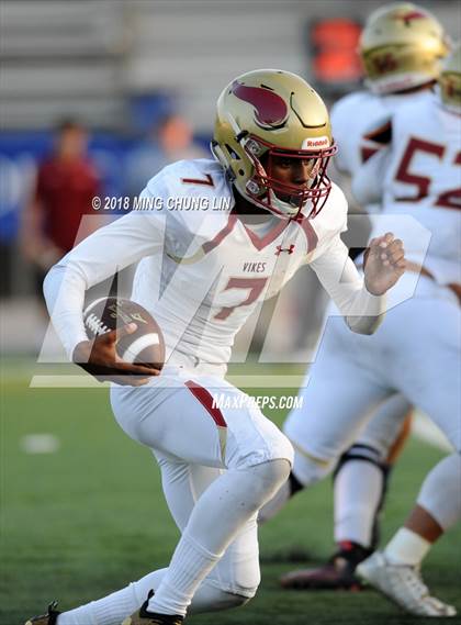 Thumbnail 3 in Santa Margarita vs. Downey photogallery.