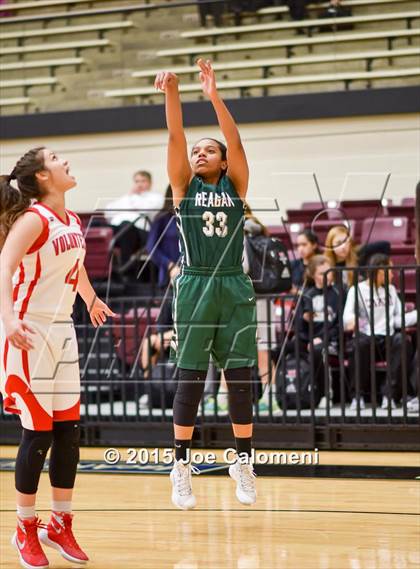 Thumbnail 3 in Lee [Robert E.] vs Reagan [Ronald] (Littleton Gym) photogallery.