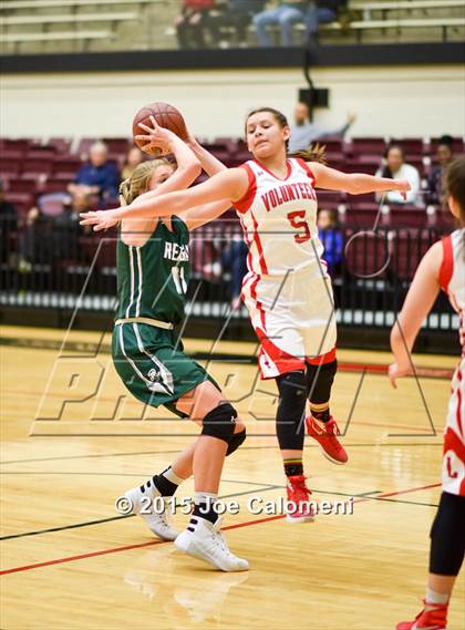 Thumbnail 3 in Lee [Robert E.] vs Reagan [Ronald] (Littleton Gym) photogallery.