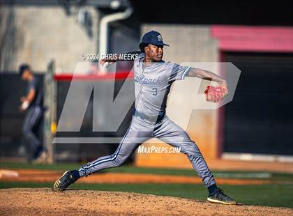Thumbnail 2 in North Paulding vs North Gwinnett (GHSA 7A Round 3 Game 1) photogallery.